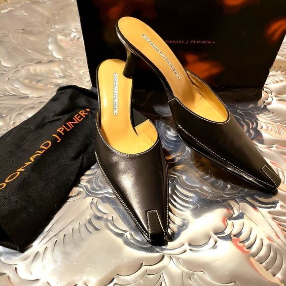Black authentic Donald j pliner  heeled mules! Size 8 N - Picture 1 of 8
